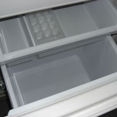 （★1台限り★ジモティー特典あり★冷凍室に霜が付かない）アクア　2ドア冷蔵庫１６８L　２０２３年製　AQR-17N　52.5cm幅　白　霜取り　　高く買取るゾウ八幡東店の画像