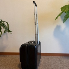 キャリーケースの画像