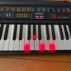 【光ナビ搭載モデル】CASIO カシオ 電子ピアノ CTK-520L 箱　説明書ありの画像