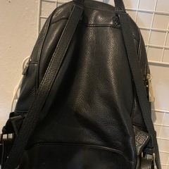 マイケルコースリュックの画像