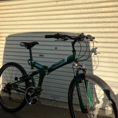 折り畳み自転車の画像