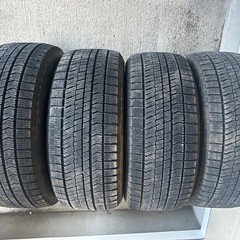 【美品】225/50R17 ブリジストン VRX2 スタッドレスタイヤ　4本の画像