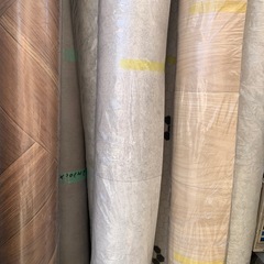 7本まとめてどうぞ　新品未使用 クッションフロア　まとめて7本　リフォーム　DIY 引越し 内装　材料　改築 リノベーション　不動産 大工　施工　工事 修理 大工 床 事務所 一軒家 古民家 改築　カフェ 店舗 事務所 メンテナンス　脱衣所 玄関 トイレ 和室　洋室 の画像