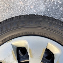 トヨタアクア純正15インチ ブリジットVRXスタッドレスタイヤ ホイールセットの画像