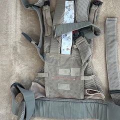 ベビービョルン　抱っこ紐　ワンカイエアの画像