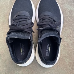 アディダス　スニーカー　黒　26.5cmの画像