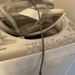 【無料で差し上げます】東芝の洗濯機（2015年製）・ベッド・マットレスを無料（0円）で差し上げます！の画像