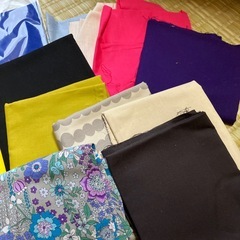 フェルト生地、リネン、プリント生地
の画像