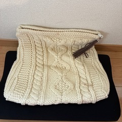 ニットクラッチバッグ
の画像