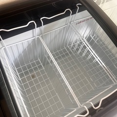 冷凍ショーケース 曲面ガラス扉 190L 幅1105×奥行606×高さ842(mm) 業務用の画像