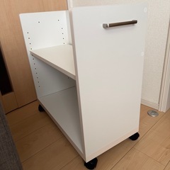 【急募】新品未使用デスクキャビネットの画像