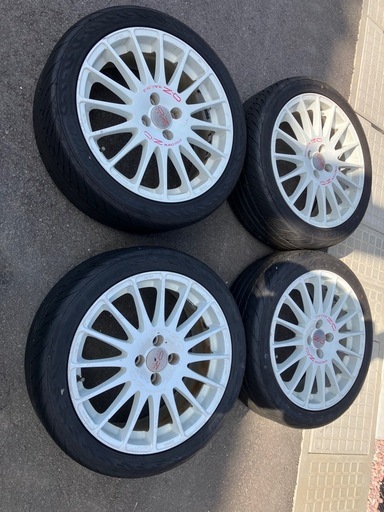 OZレーシング17インチ4本タイヤPCD1004穴