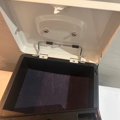 【セントリー手提金庫】鍵式の画像