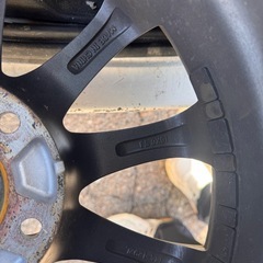 雪タイヤの画像