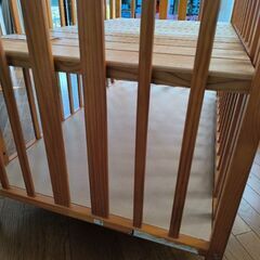 ベビーベッドの画像