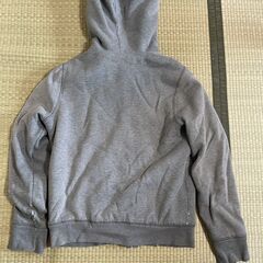 古着　HOLLISTER ホリスター　サイズM　厚手のパーカー　正規品の画像