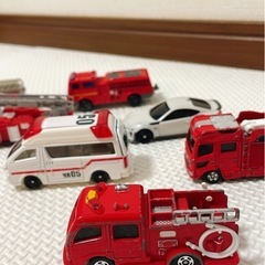 トミカ　救急車セットの画像