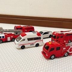 トミカ　救急車セットの画像