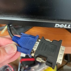 DELL 19インチ デスクトップモニターの画像