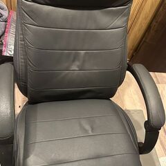 ニトリのオフィスチェアの画像