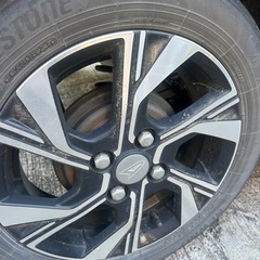 タントカスタムタイヤホイール4本セットの画像