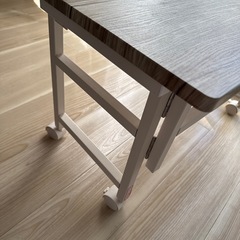 【12/12までの限定出品】キャスター付き折りたたみローテーブル　木柄の画像