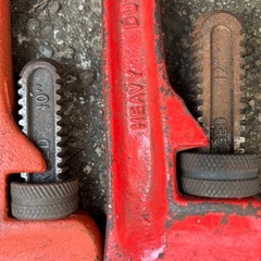 パイプレンチの画像