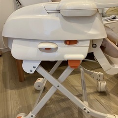 コンビ　ベビー用スウィングベッドの画像