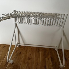 スラックスハンガーの画像