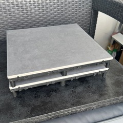 タカショー　ガーデンタイル　ジョイントタイル　
2箱18枚の画像