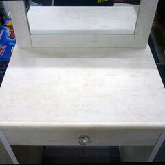 ☆ニトリ ドレッサー 幅481mm 奥行361mm 高さ1280mm 天板700mm NITORI 化粧台 ホワイト イス付き 札幌市 豊平区 平岸店の画像