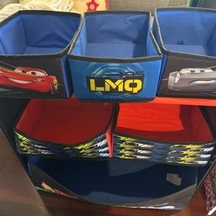 カーズ　おもちゃ箱の画像