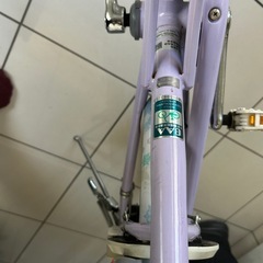 ブリヂストン　自転車 ラベンダー色 22インチ　ブラウンサドルの画像