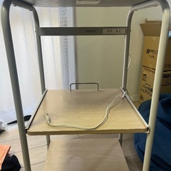 キャスター付き収納棚の画像