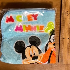 【新品】ディズニーコップ・ミニスプーン・ハンカチセットの画像