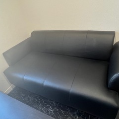 IKEAソファ　ローテーブルの画像