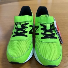 [ニューバランス] キッズ/ジュニアシューズ YT570 ネオンイエローの画像