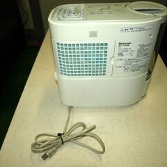 シャープ　気化式加湿器　HV-G30　中古　フイルター新品交換済みの画像