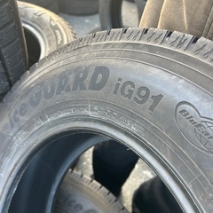 185.80.14スタッドレスタイヤの画像