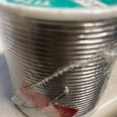 未使用　ハンダ　1kg ロジン入りの画像