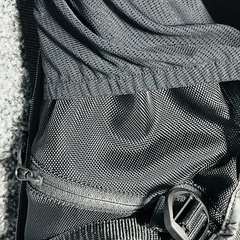 TIGORA 30L ブラックバックパックの画像