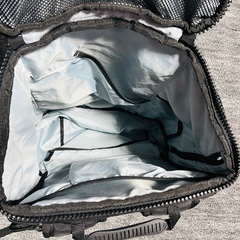 TIGORA 30L ブラックバックパックの画像