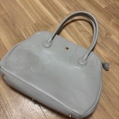 マリークワント　デイジートートバッグの画像