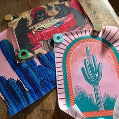 シュールな絵のポスター９点セット・紙製ではありませんの画像