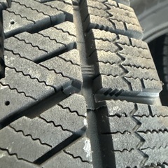 スタッドレスタイヤ中古の画像