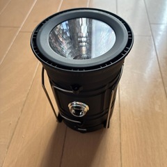 ソーラーパネル　災害時用懐中電灯
の画像