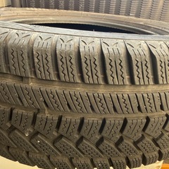 スタッドレスタイヤの画像