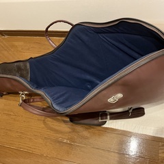 ギターケースの画像