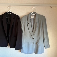 スーツ　ジャケットの画像