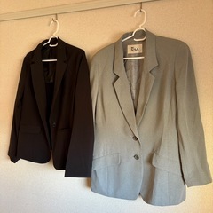 スーツ　ジャケットの画像